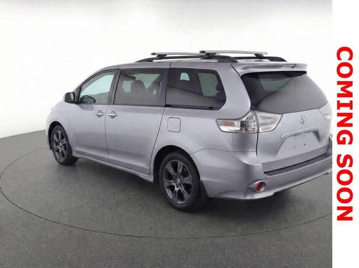2016 Toyota Sienna SE