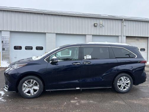 2026 Toyota Sienna Limited