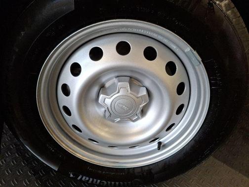 Oxford White 2025 Ford Maverick XL