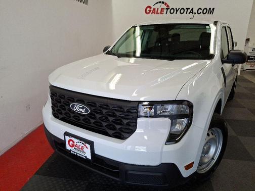 Oxford White 2025 Ford Maverick XL
