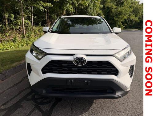 Ice Cap 2023 Toyota RAV4 XLE