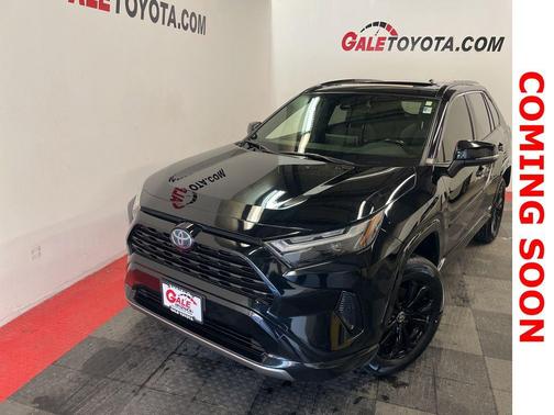 2022 Toyota RAV4 Hybrid SE