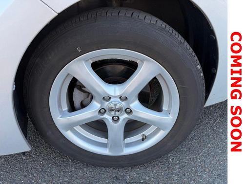 Classic Silver Metallic 2017 Toyota Corolla LE