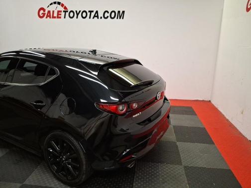 2024 Mazda Mazda3 FWD w/Premium Package