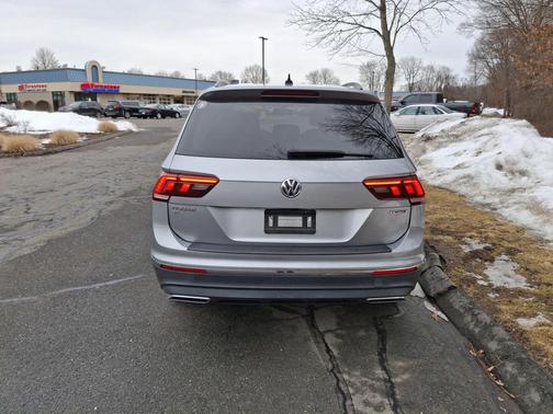 2020 Volkswagen Tiguan 2.0T SE 4MOTION