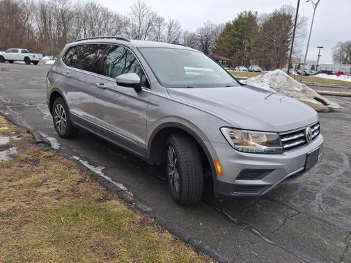 2020 Volkswagen Tiguan 2.0T SE 4MOTION