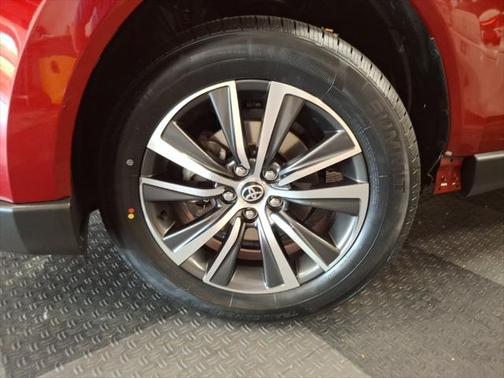 2022 Toyota Venza LE