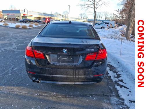 2011 BMW 528 528i