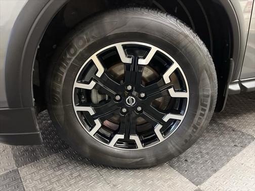 2020 Nissan Pathfinder SV 4WD