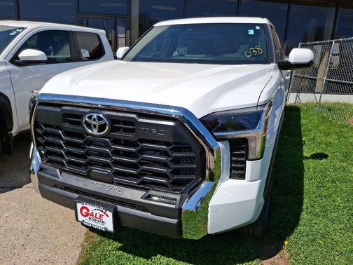 Ice Cap 2026 Toyota Tundra SR5