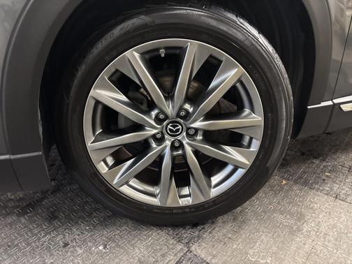 2019 Mazda CX-9 Signature