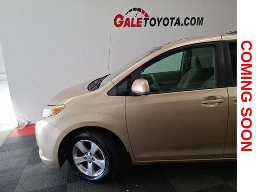 Sandy Beach Metallic 2011 Toyota Sienna LE
