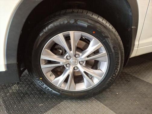 2015 Toyota Highlander LE Plus
