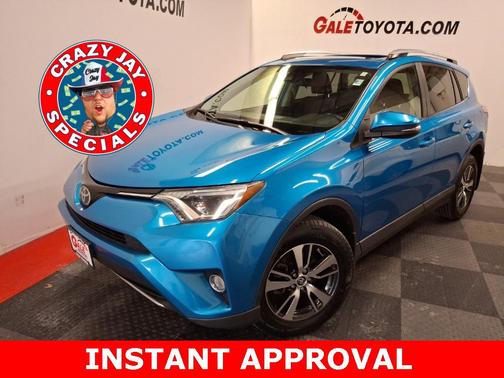 2017 Toyota RAV4 XLE