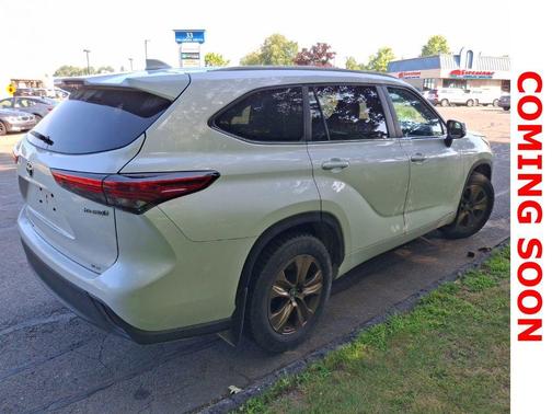 Wind Chill Pearl 2023 Toyota Highlander Hybrid XLE