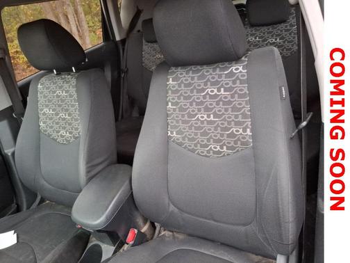 2010 Kia Soul +
