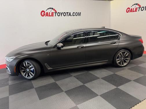 2017 BMW M760 xDrive