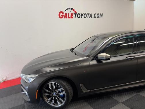 2017 BMW M760 xDrive