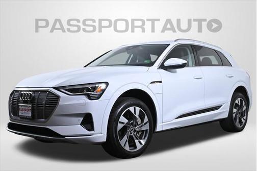 2022 Audi e-tron Premium