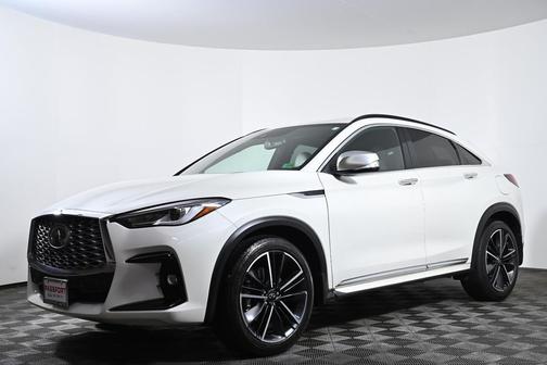 2023 INFINITI QX55 LUXE