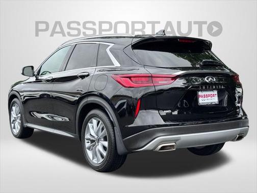 2022 INFINITI QX50 LUXE AWD