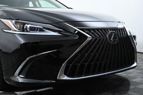 2022 Lexus ES 350 Base