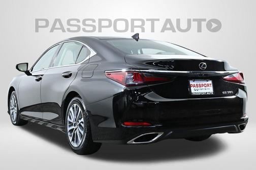 2022 Lexus ES 350 Base