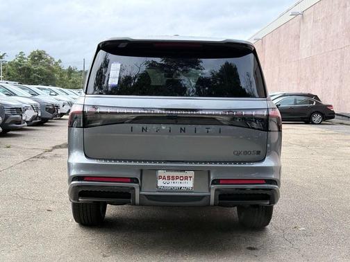 2026 INFINITI QX80 SPORT