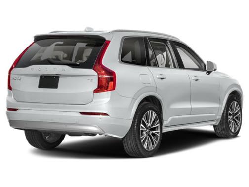 2022 Volvo XC90 T5 Momentum