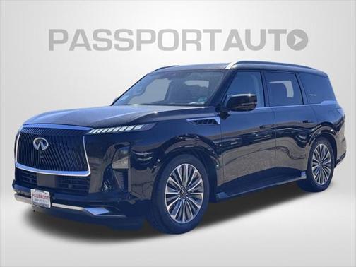 2025 INFINITI QX80 Luxe