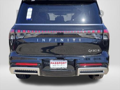 2025 INFINITI QX80 Luxe