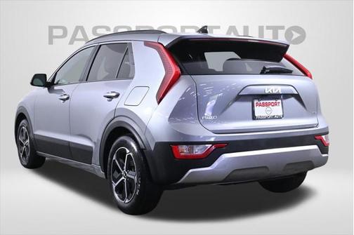 2023 Kia Niro LX