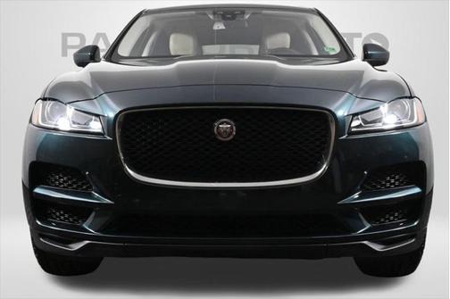 2017 Jaguar F-PACE 35t Premium
