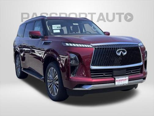 2025 INFINITI QX80 Luxe