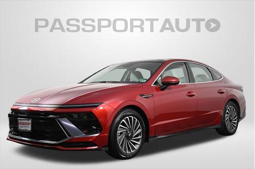 2025 Hyundai SONATA Hybrid Limited