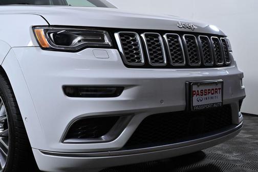 2018 Jeep Grand Cherokee Summit