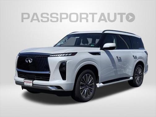 2025 INFINITI QX80 Luxe