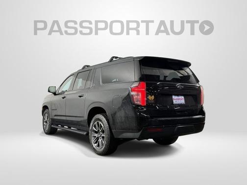 Black 2024 Chevrolet Suburban 4WD Z71