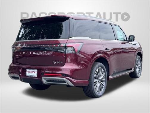 2025 INFINITI QX80 SENSORY AWD
