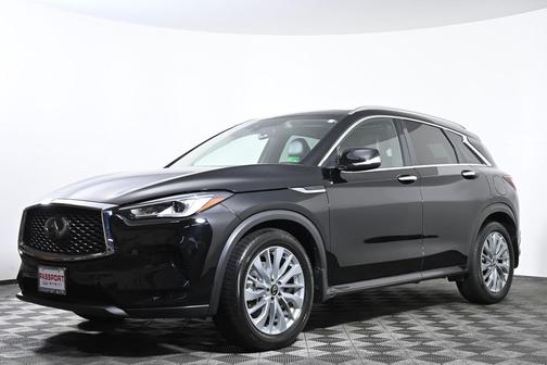 2023 INFINITI QX50 LUXE AWD