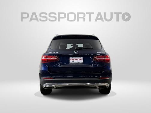 Lunar Blue Metallic 2018 Mercedes-Benz GLC 300 4MATIC