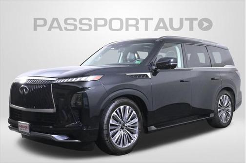 2025 INFINITI QX80 SENSORY AWD