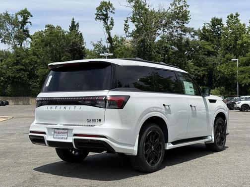Radiant White 2026 INFINITI QX80 SPORT AWD