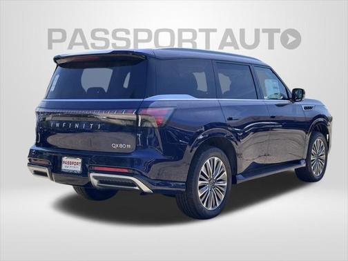 2025 INFINITI QX80 SENSORY AWD