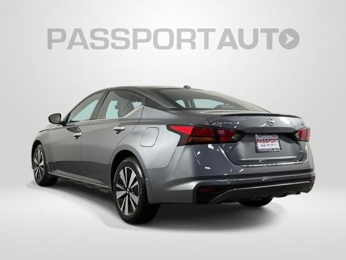 Gun Metallic 2021 Nissan Altima 2.5 SV