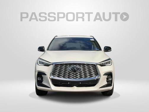 Majestic White 2023 INFINITI QX55 SENSORY