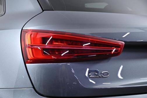 2017 Audi Q3 2.0T Premium