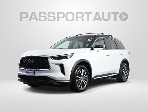 Majestic White/Black Obsidian 2023 INFINITI QX60 AUTOGRAPH