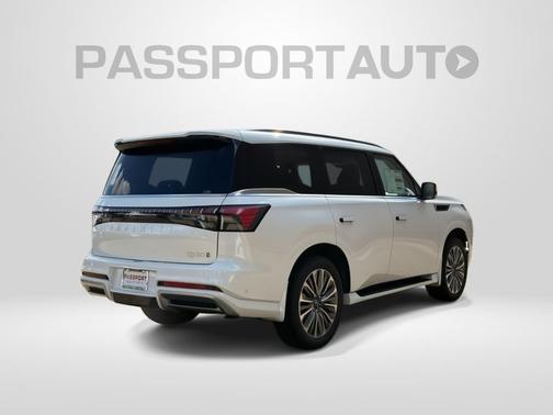 2026 INFINITI QX80 Luxe