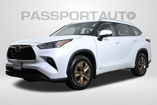 2022 Toyota Highlander Hybrid XLE